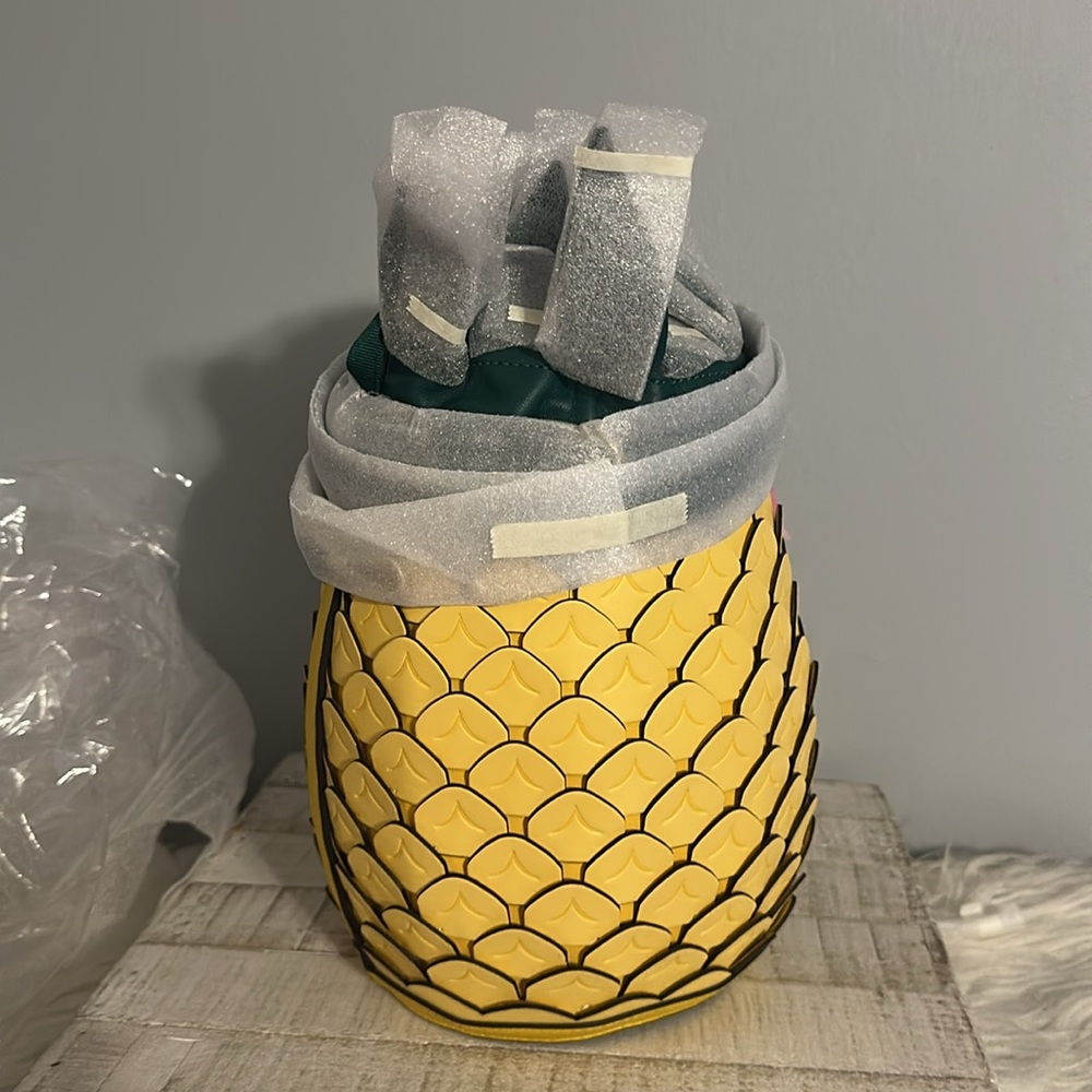 Nwt Kate spade pineapple colada crossbody bag - Picture 4 of 8